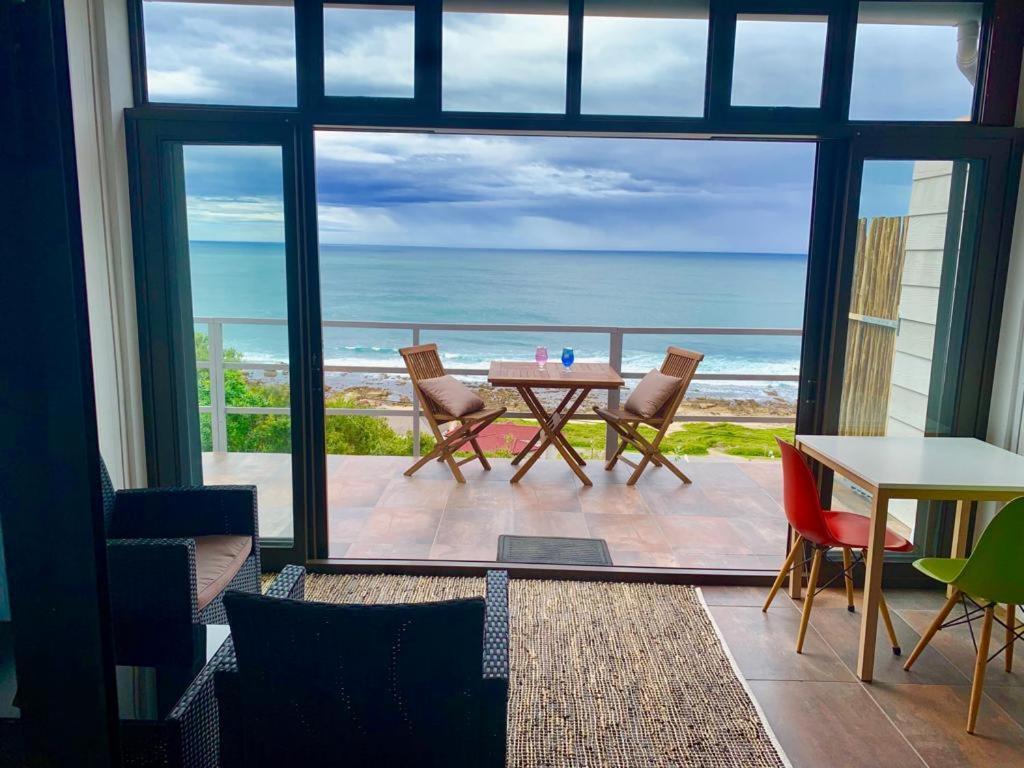 Captain Sunshine Guest House Groot-Jongensfontein Bagian luar foto